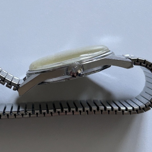 Beautiful vintage Enicar watch, recently serviced - Picture 4 of 4